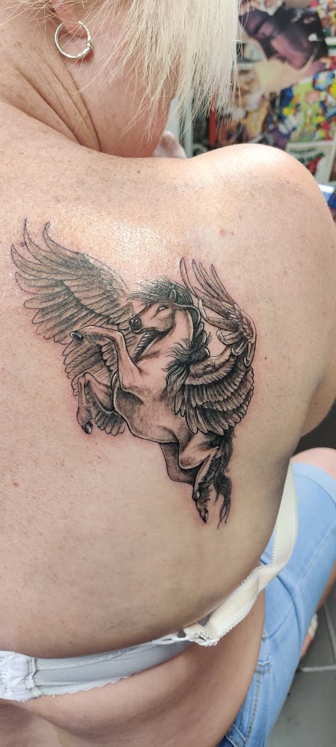 Hood-Sons Tattoo Studio & Massage Therapy · Photos 15