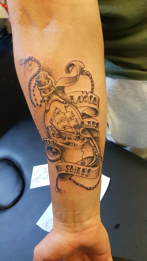 Hood-Sons Tattoo Studio & Massage Therapy · Photos 12